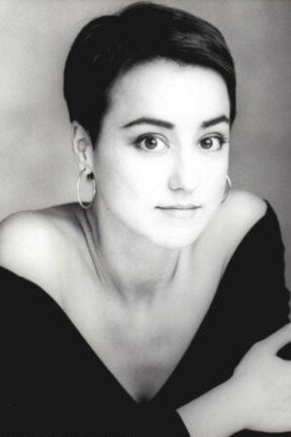 Yvonne Suhor