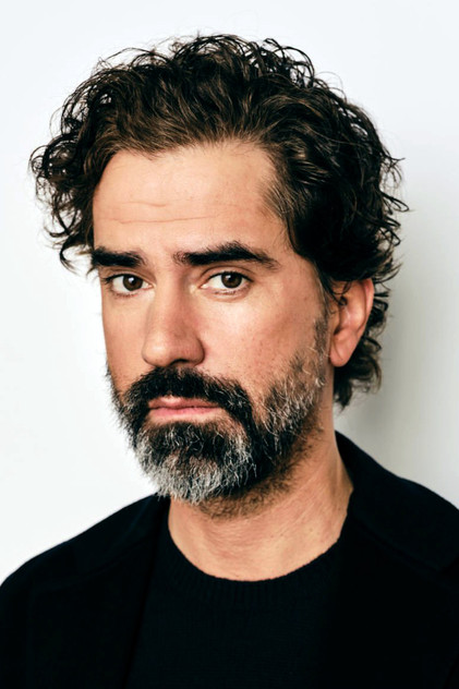 Hamish Linklater