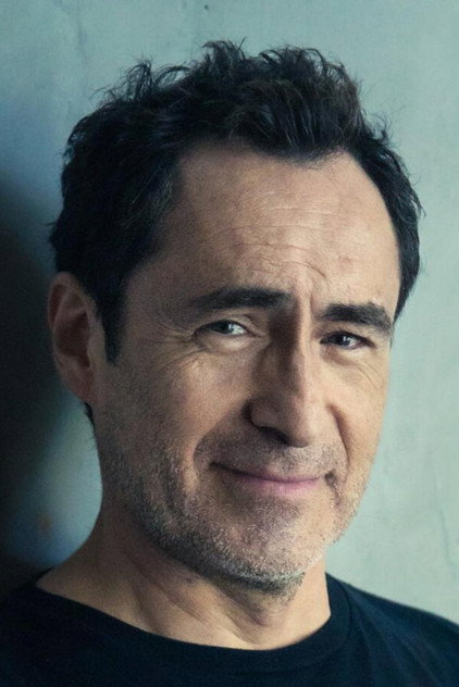 Demian Bichir
