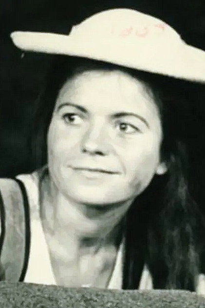 Sarah Jane Holm