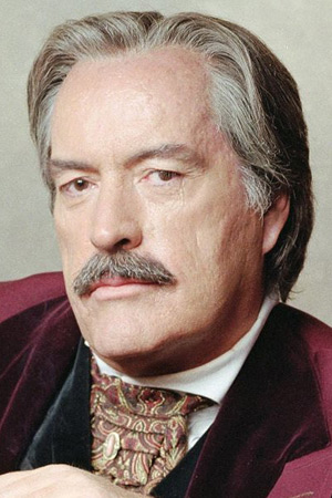 Powers Boothe