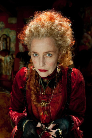 Gillian Anderson