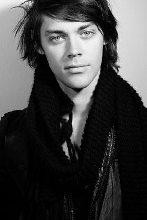Tom Payne