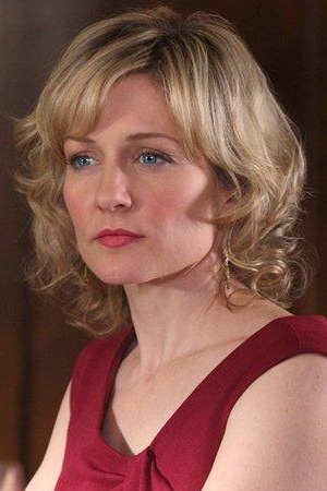 Amy Carlson