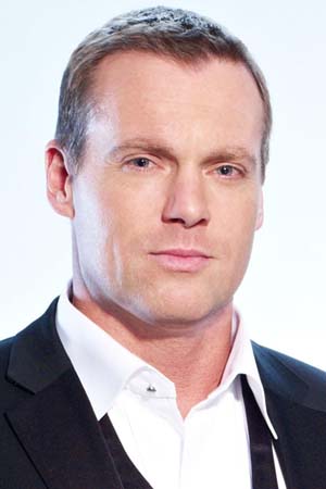 Michael Shanks