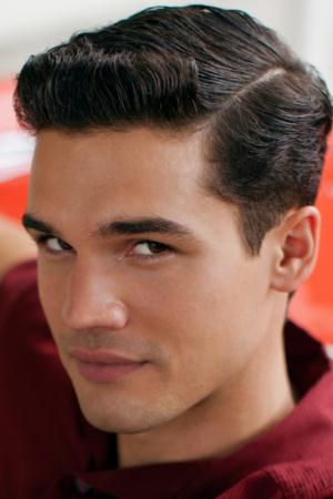 Steven Strait