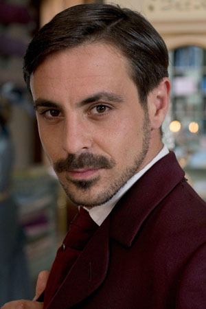 Emun Elliott