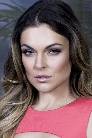 Serinda Swan