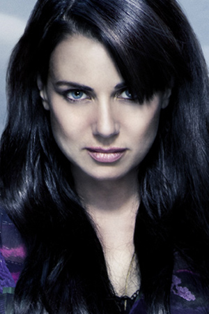 Mia Kirshner
