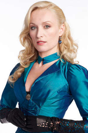 Victoria Smurfit