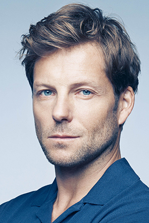Jamie Bamber