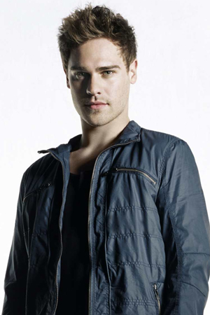 Grey Damon