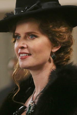 Rebecca Mader