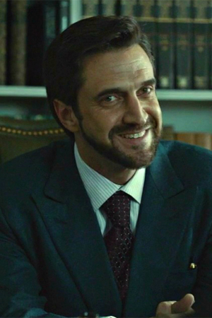 Raul Esparza