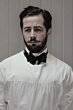 Michael Angarano