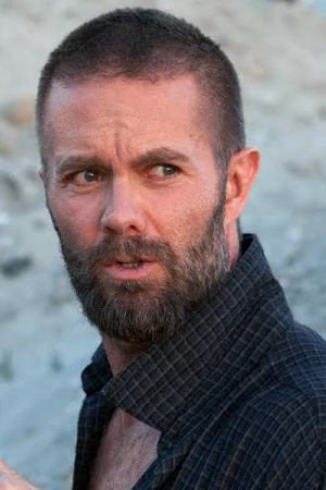 Garret Dillahunt