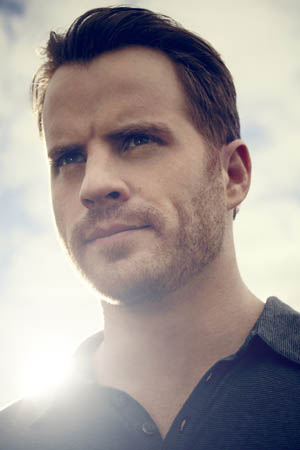 Robert Kazinsky