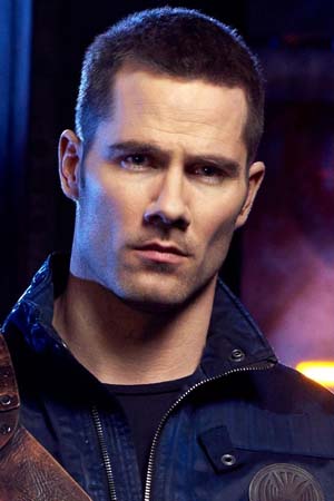 Luke Macfarlane