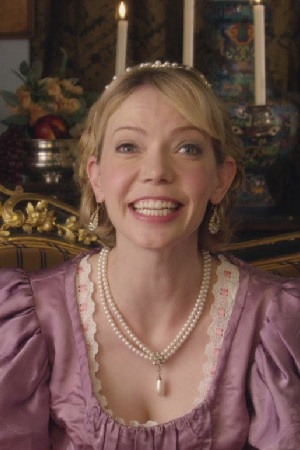 Riki Lindhome