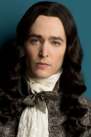 Alexander Vlahos