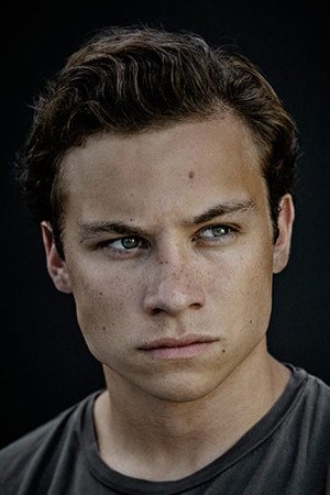 Finn Cole