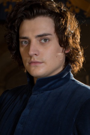 Aneurin Barnard
