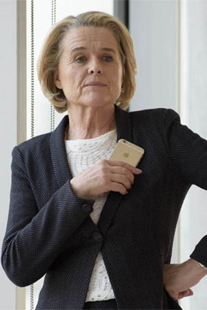 Sinéad Cusack