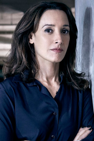 Jennifer Beals
