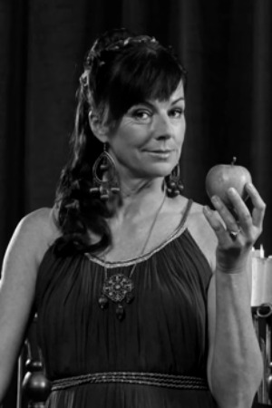 Doon Mackichan
