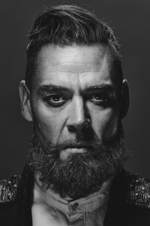 Marton Csokas