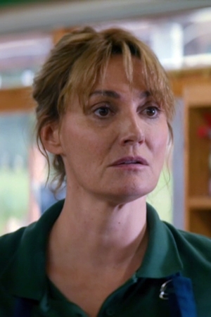 Sarah Parish