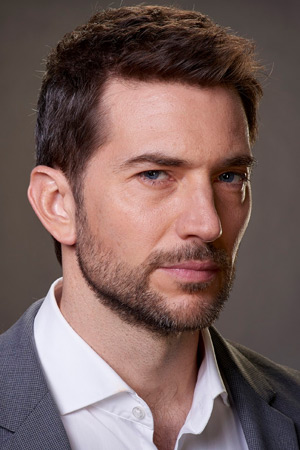 Luke Roberts