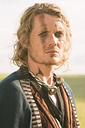 Julian Rhind-Tutt