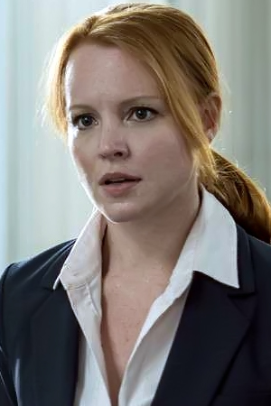 Lauren Ambrose