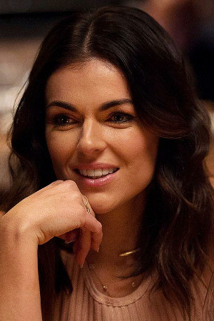 Serinda Swan