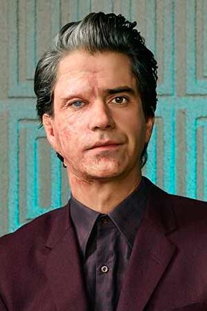 Hamish Linklater