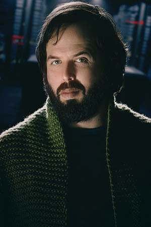 Angus Sampson