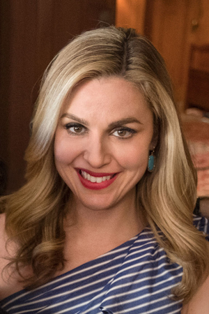 Cara Buono