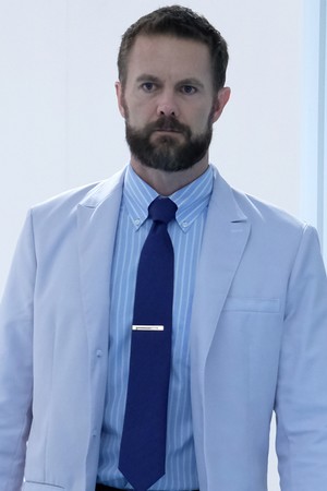 Garret Dillahunt