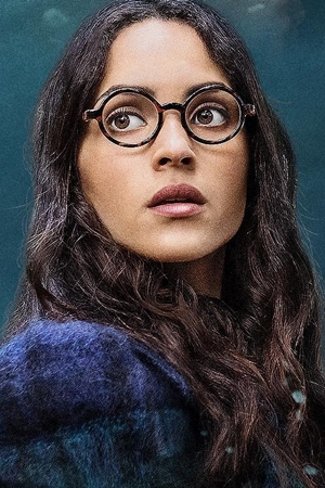 Adria Arjona