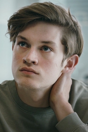 Damian Hardung