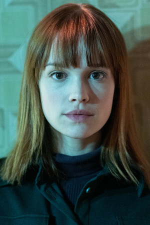 Emilia Schüle