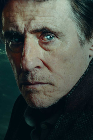 Gabriel Byrne
