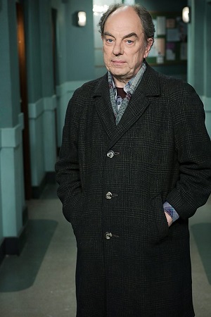 Alun Armstrong
