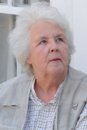 Stephanie Cole