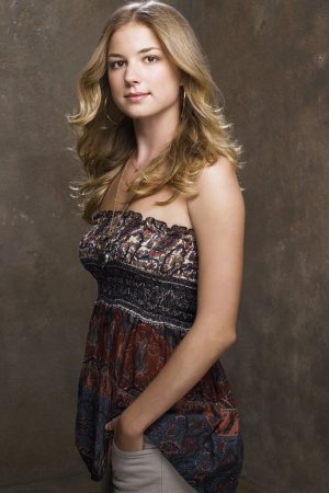 Emily VanCamp