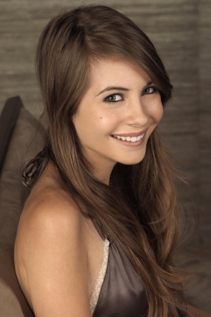 Willa Holland