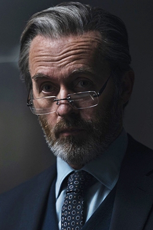 Stephen Dillane