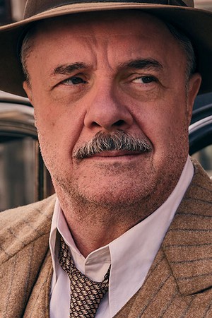 Nathan Lane