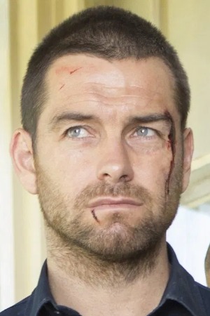 Antony Starr